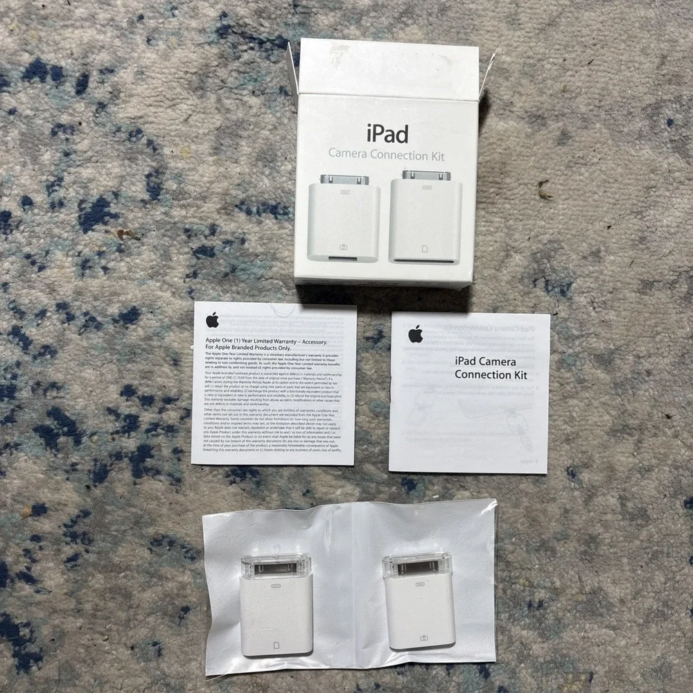 Apple iPad Camera Connection Kit 30 Pin Model MC531ZM/A OEM Open Box